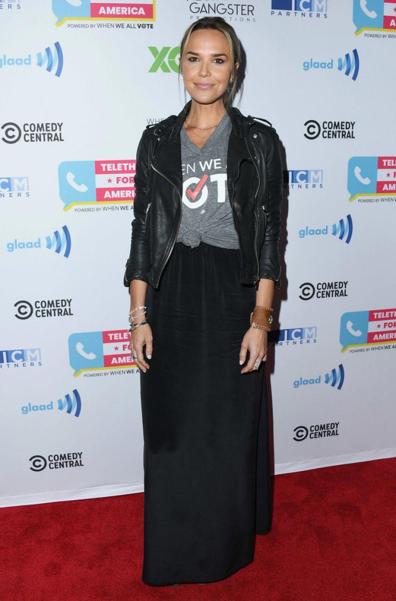 Arielle Kebbel at Telethon for America at Youtube Space LA in Los Angeles 2018/11/05