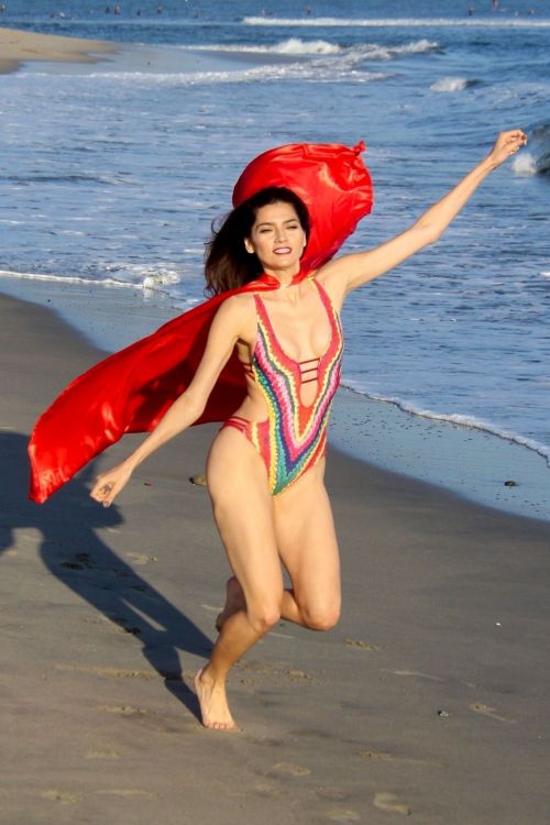 Blanca Blanco as Supergirl on Halloween at Malibu Beach 2018/10/31 4