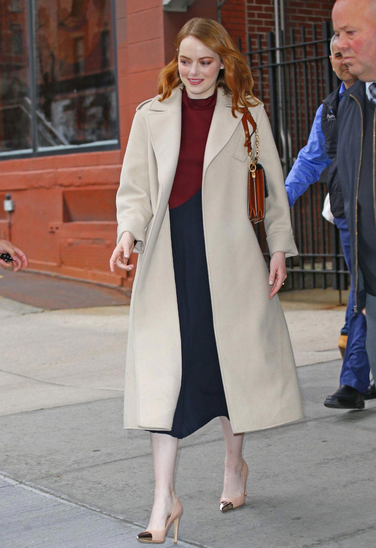 Emma Stone Out in New York 2018/11/09