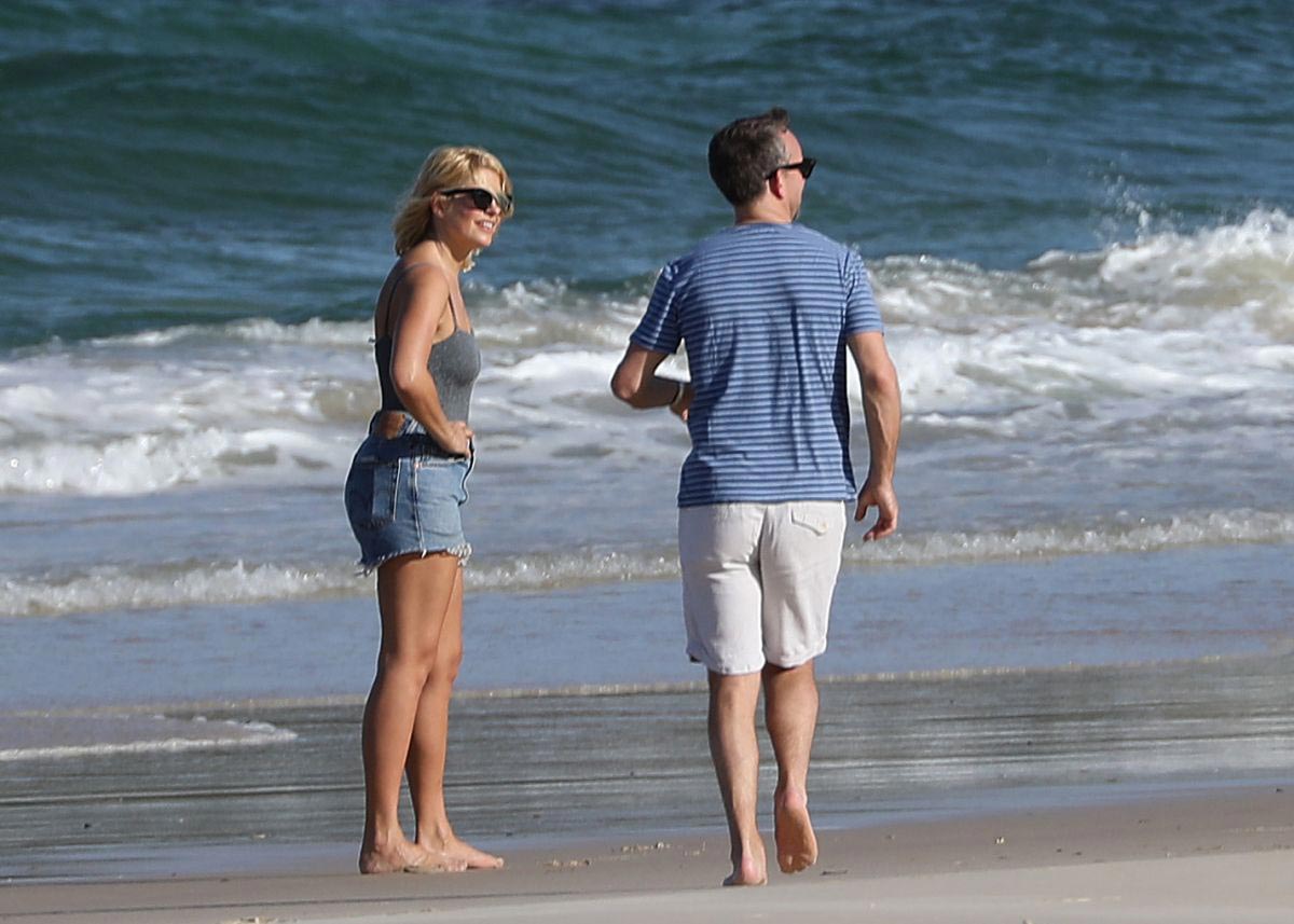 Holly Willoughby at Cabarita Beach in Australia 2018/11/28