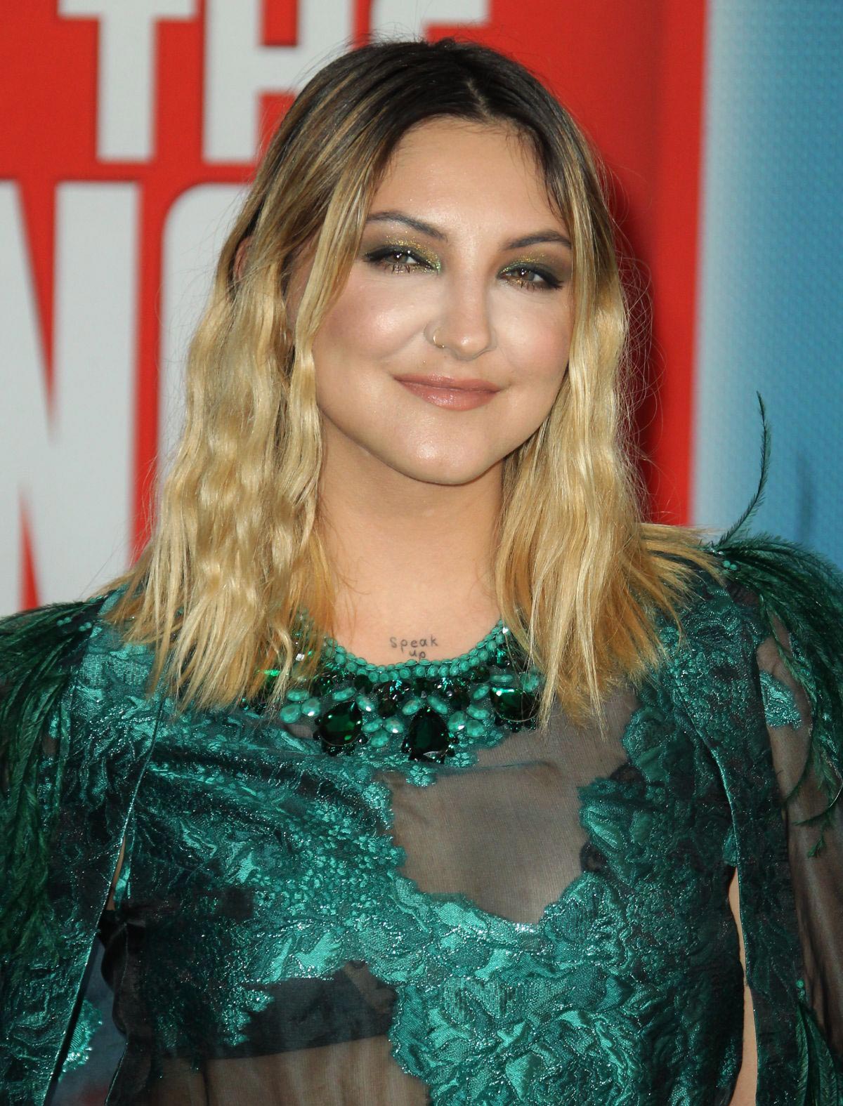 Julia Michaels at Ralph Breaks the Internet Premiere in Hollywood 2018/11/05