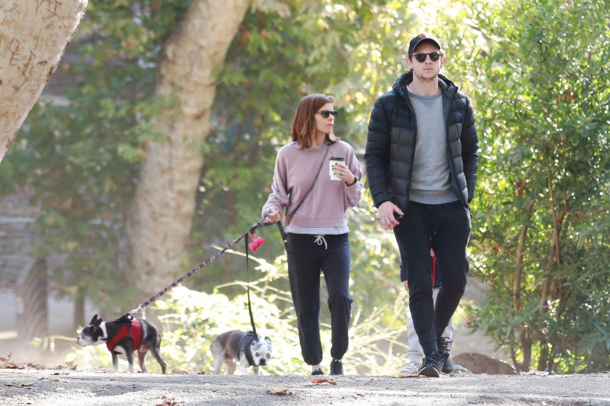 Kate Mara Out with Her Dogs in Griffith Park in Los Feliz 2018/11/03
