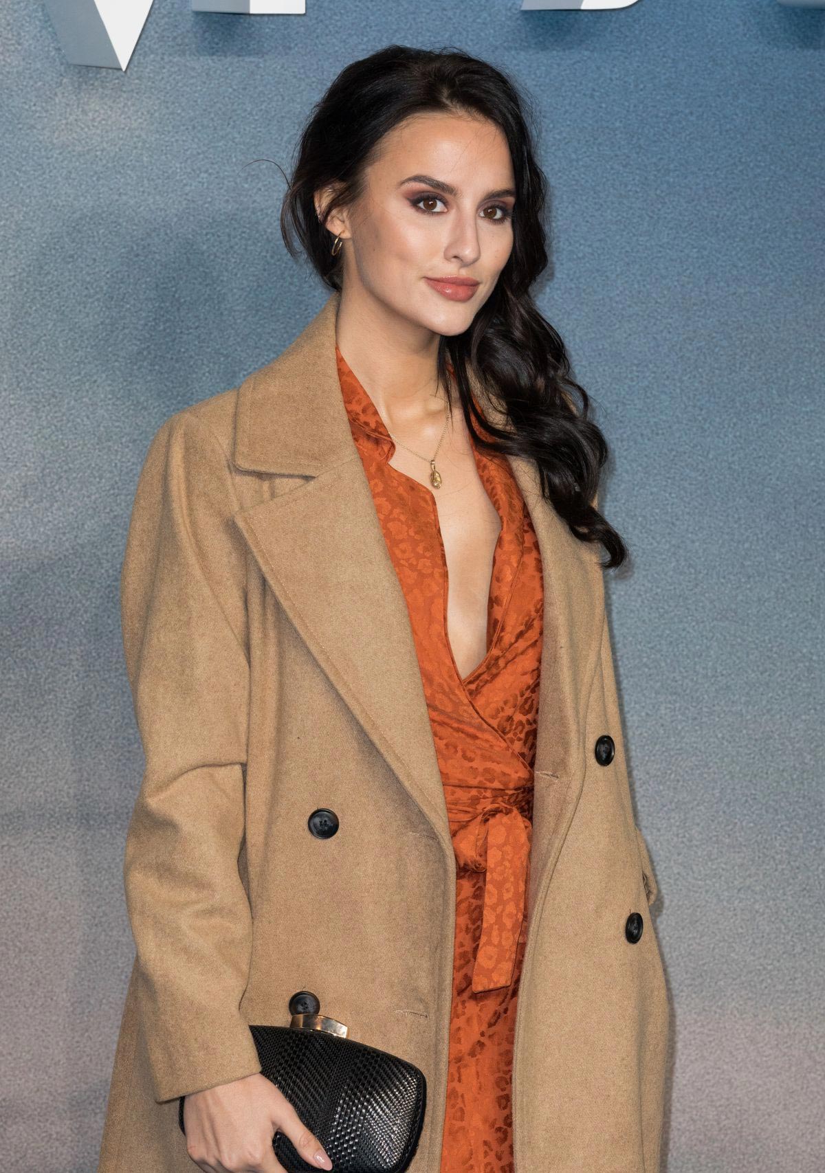 Lucy Watson at Aquaman Premiere in London 2018/11/26
