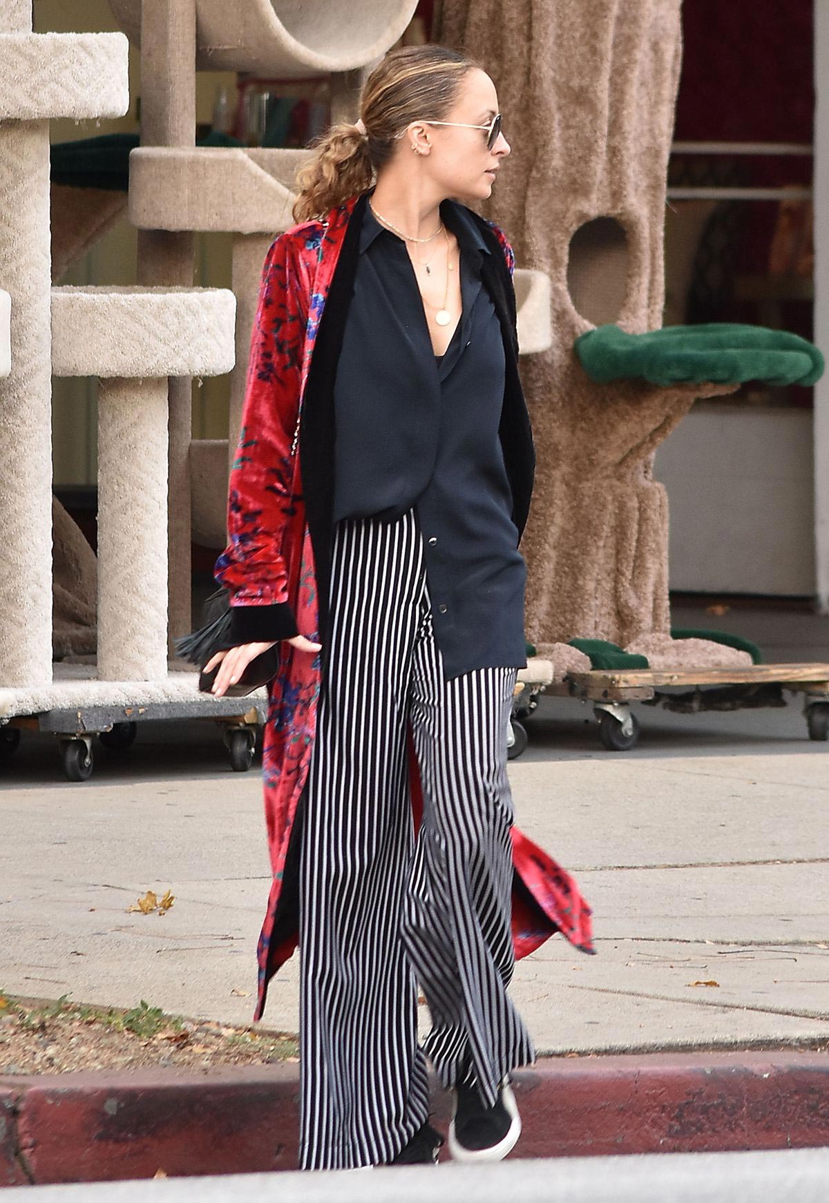 Nicole Richie Out and About in Los Angeles 2018/11/19