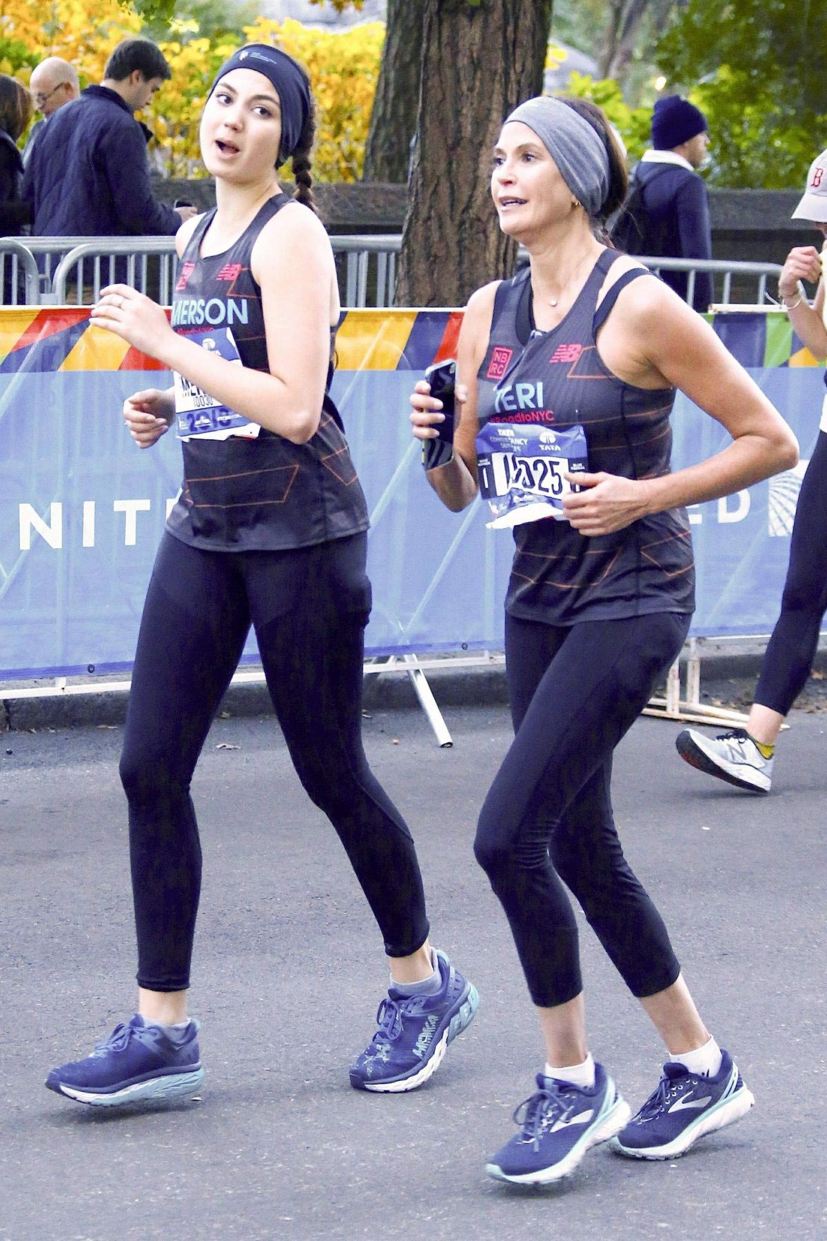 Teri Hatcher at 2018 New York City Marathon 2018/11/04