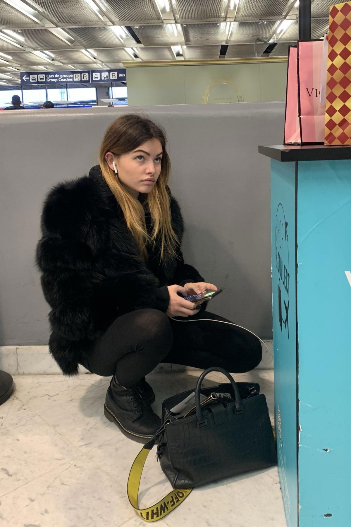 Thylane Blondeau at Orly airport in Paris 2018/11/24