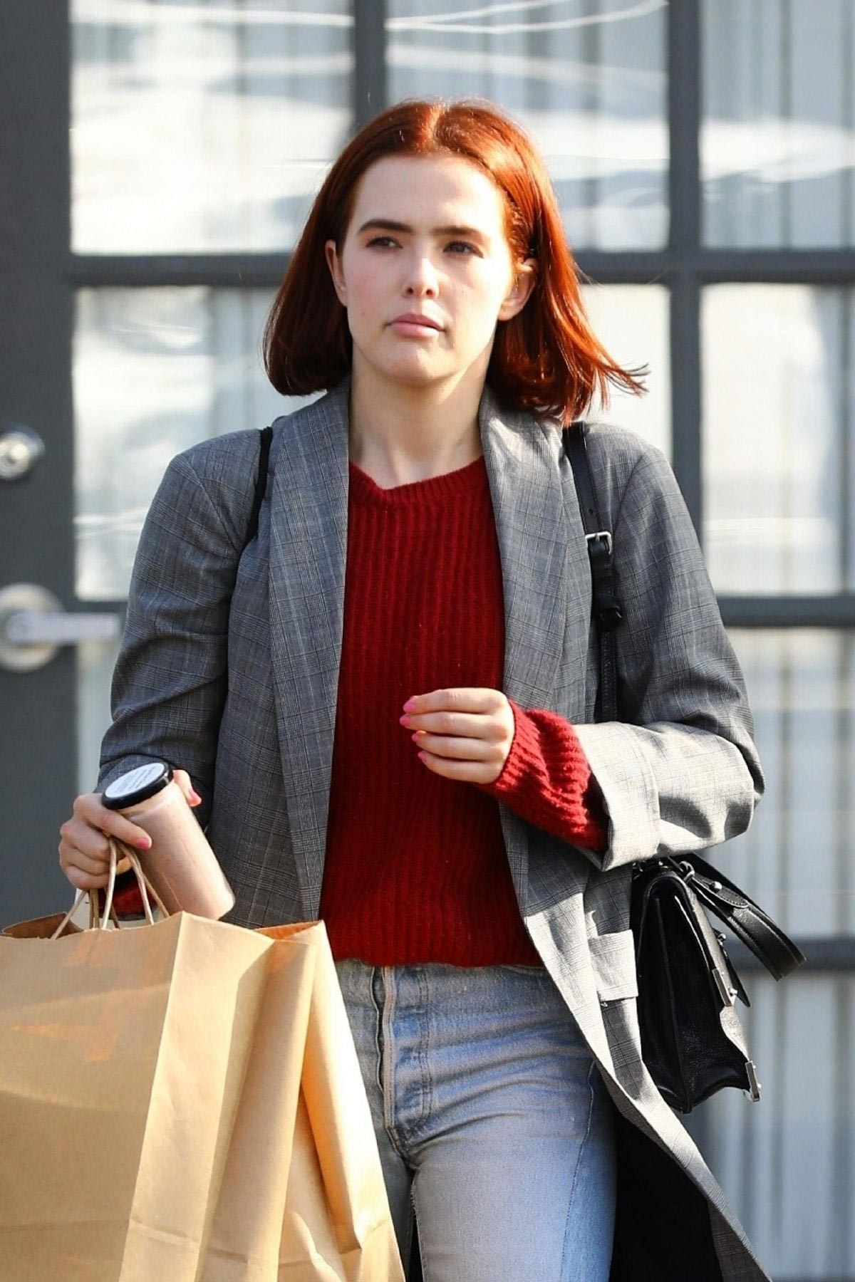 Zoey Deutch Out and About in Los Angeles 2018/11/08