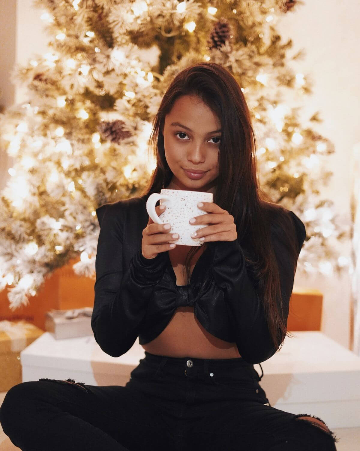 Fiona Barron on Instagram Pictures, December 2018