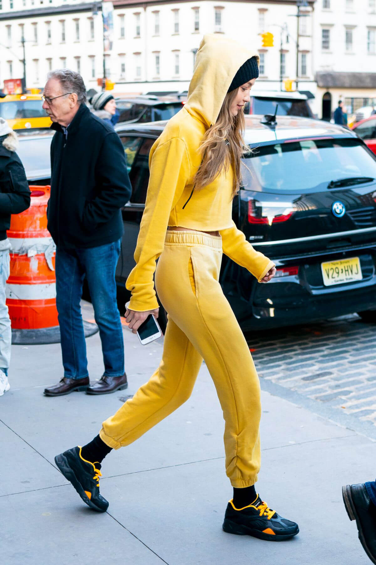 Gigi Hadid Out and About in New York 2018/12/29