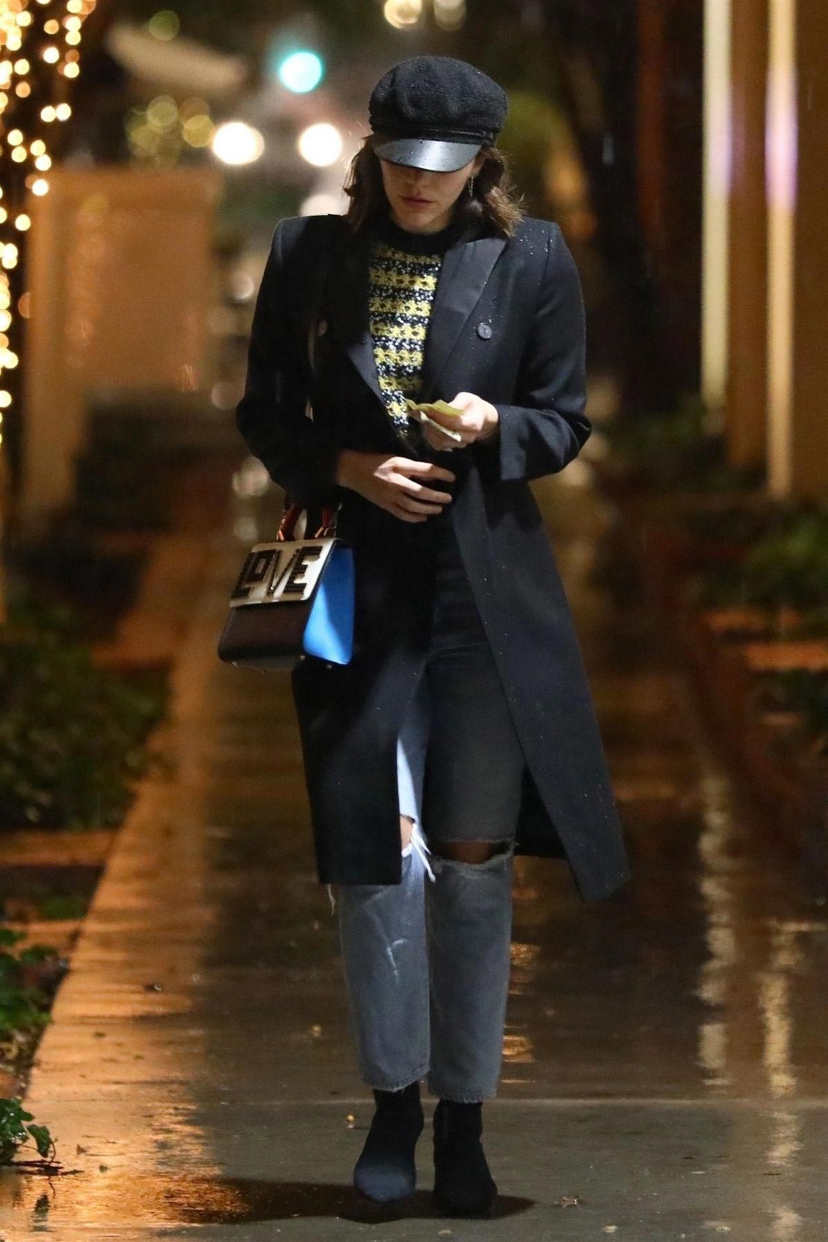Katharine McPhee Shopping at Kate Somerville in Los Angeles 2018/12/05