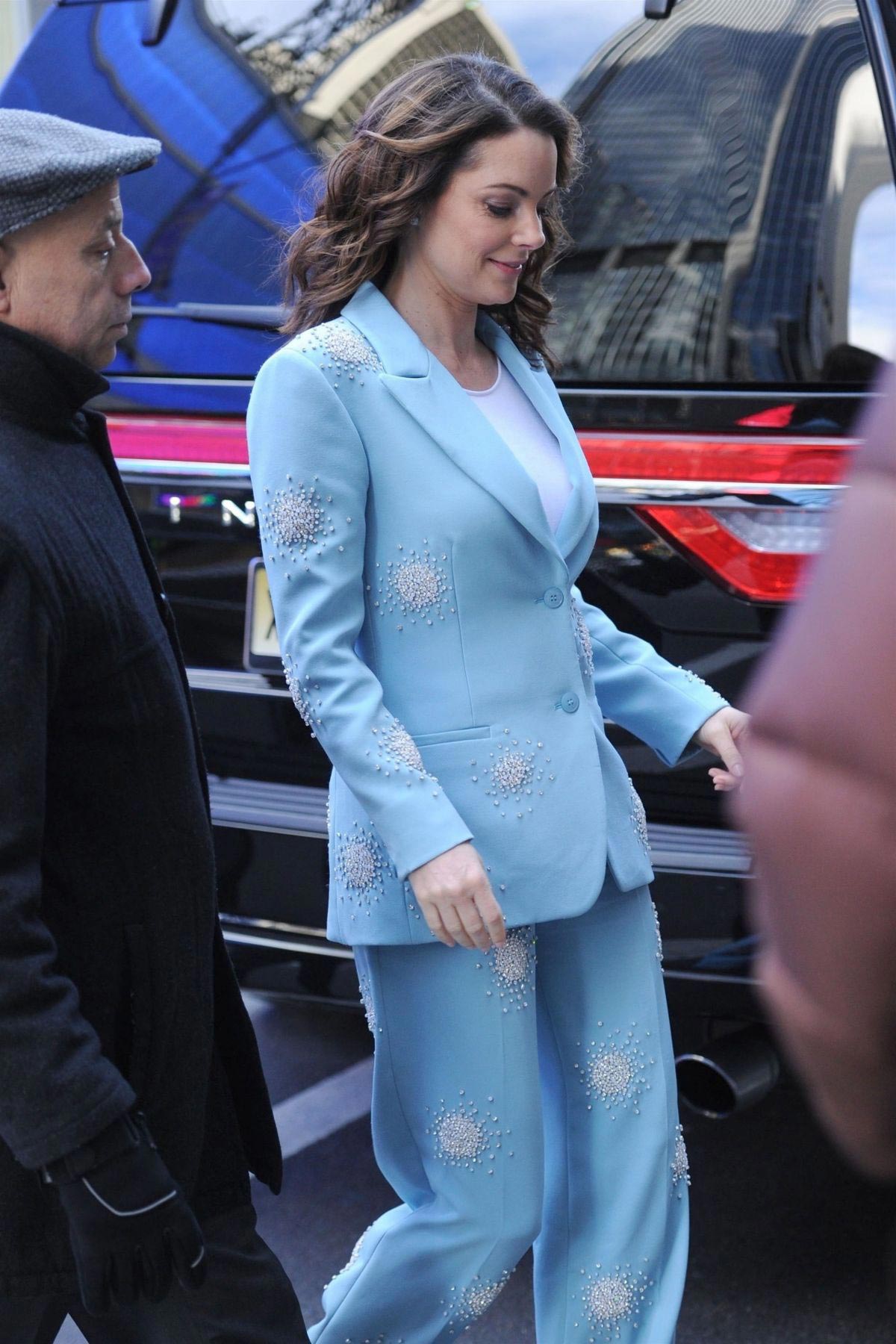 Kimberly Williams-Paisley Arrives at Good Morning America in New York 2018/12/04