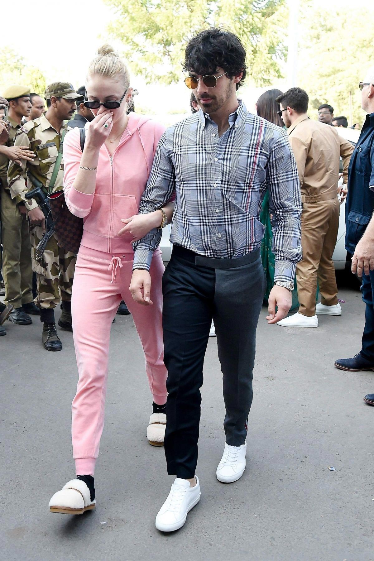 Sophie Turner and Joe Jonas at Jodhpur Airport in India 2018/12/03