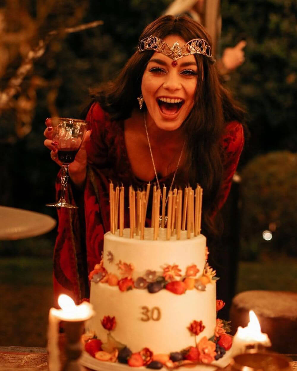 Vanessa Hudgens Celebrates Her Birthday, Instagram Picture 2018/12/14