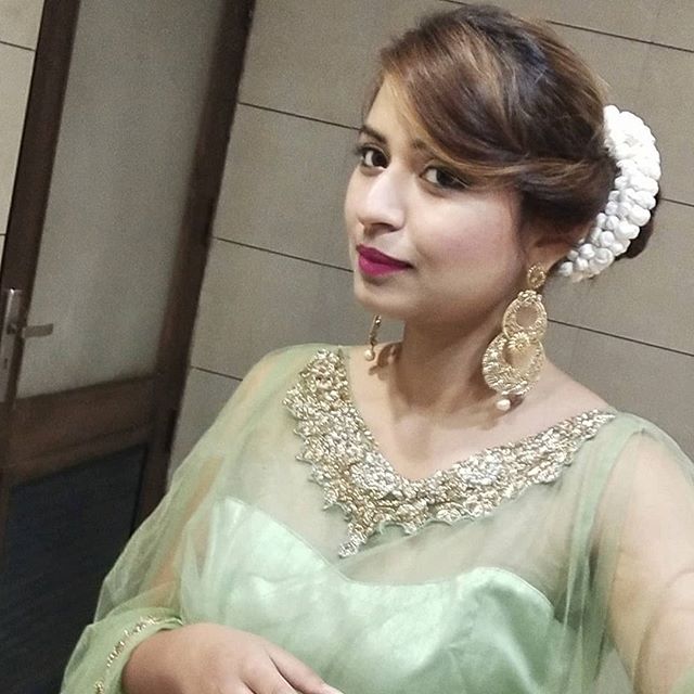 Akanksha Taneja in Noor Mahal 2018/12/12 Akanksha Taneja in Noor Mahal 2018/12/12
