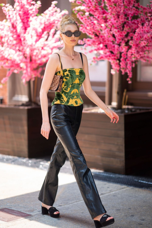 Elsa Hosk in Prada Shoes in SoHo in New York 2019/06/05 9