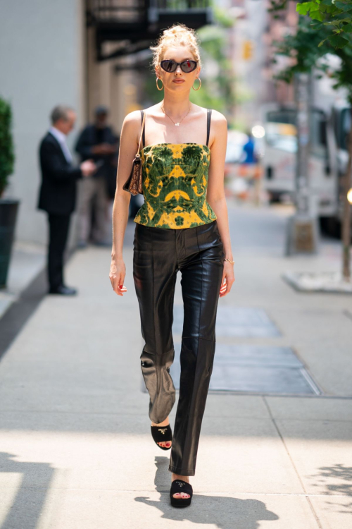 Elsa Hosk in Prada Shoes in SoHo in New York 2019/06/05 7