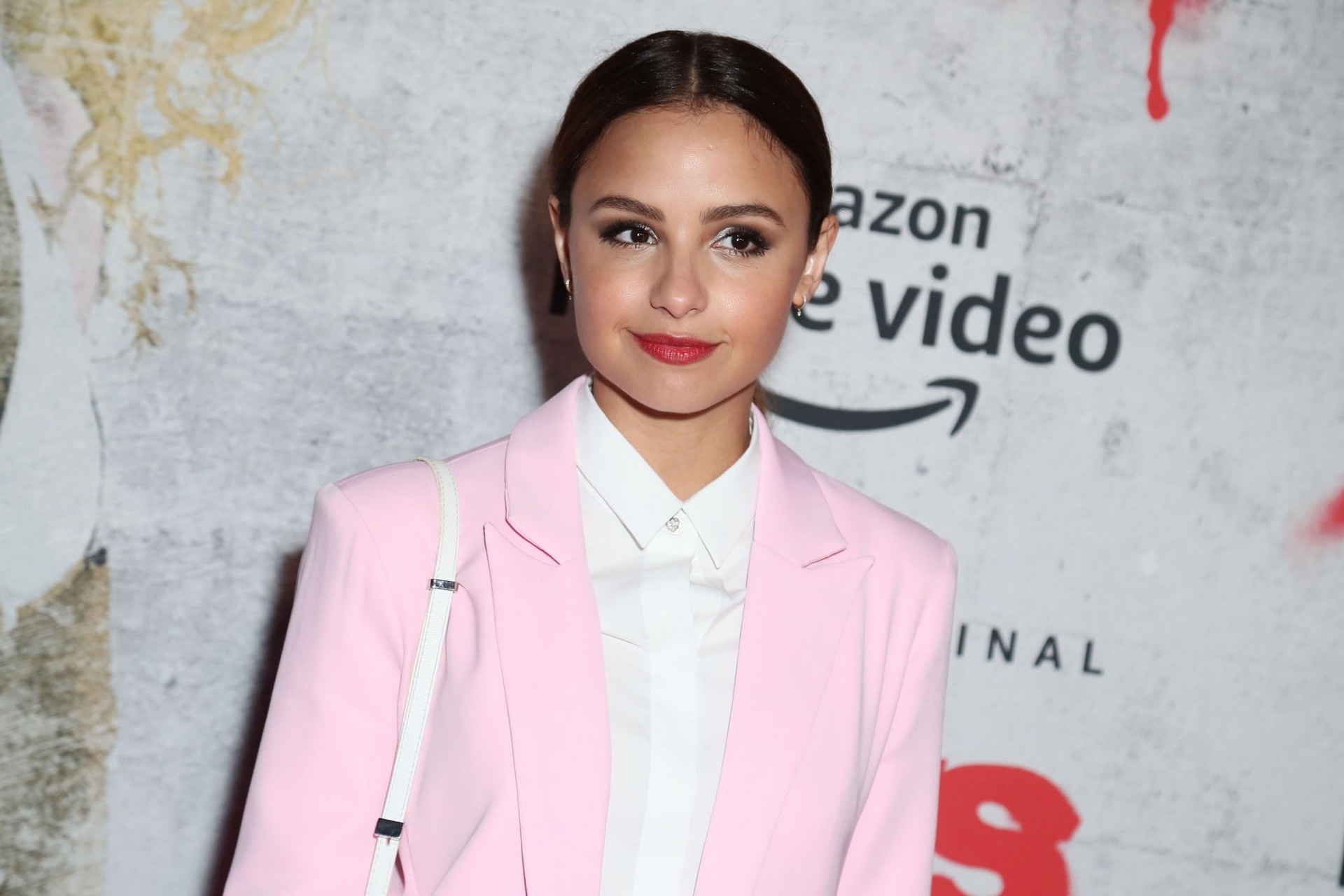 Aimee Carrero attends 2019 Comic-Con International for "The Boys" in San Diego 2019/07/19 Aimee Carrero attends 2019 Comic-Con International for "The Boys" in San Diego 2019/07/19