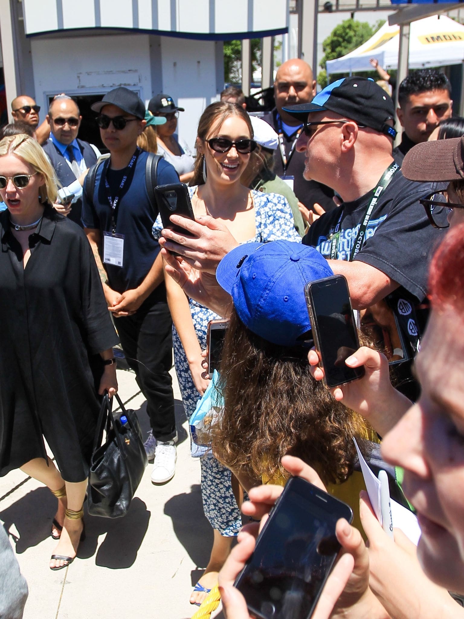 Alycia Debnam-Carey arrives at San Diego Comic Con 2019/07/19