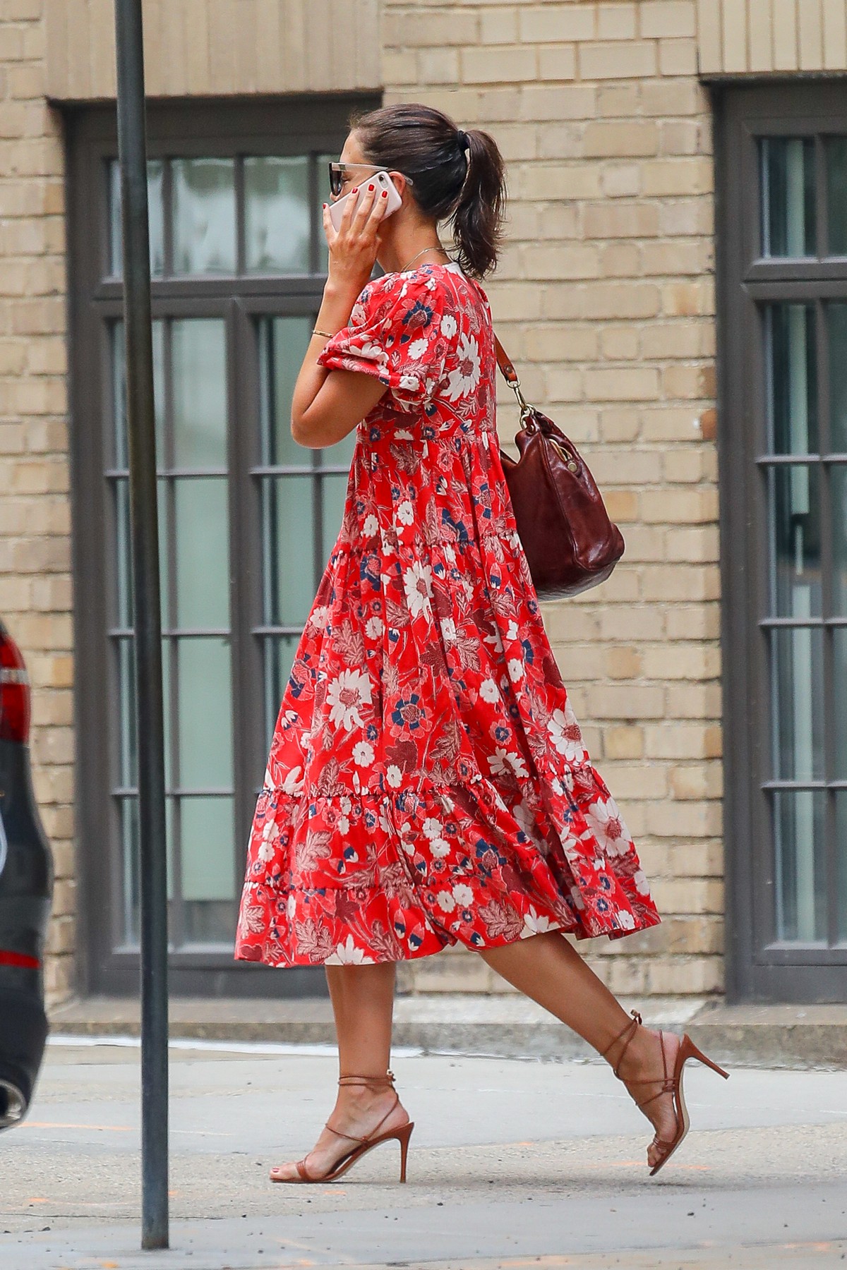 Katie Holmes wears in Red Floral Dress Out in New York 2019/07/23