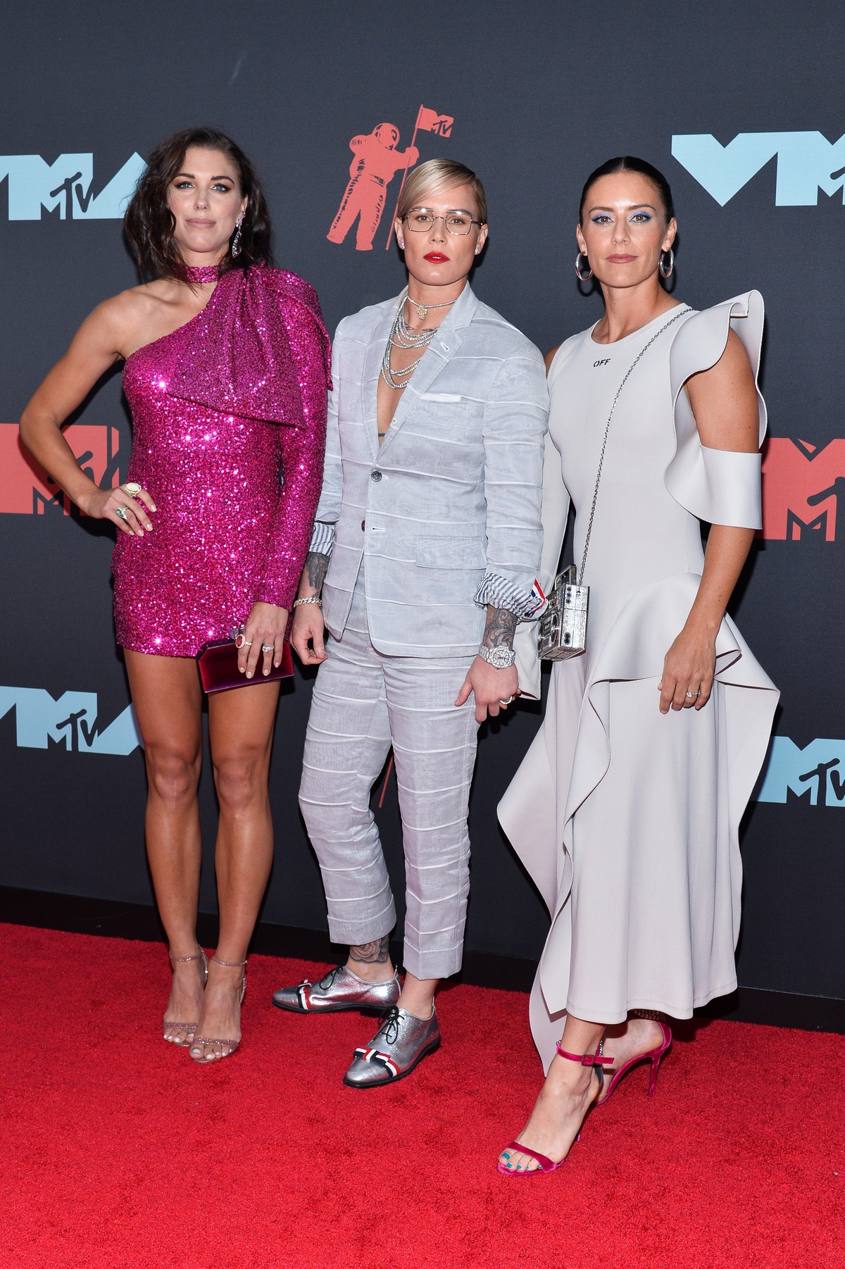 Alex Morgan, Ashlyn Harris and Ali Krieger at 2019 MTV Video Music Awards in Newark 2019/08/26