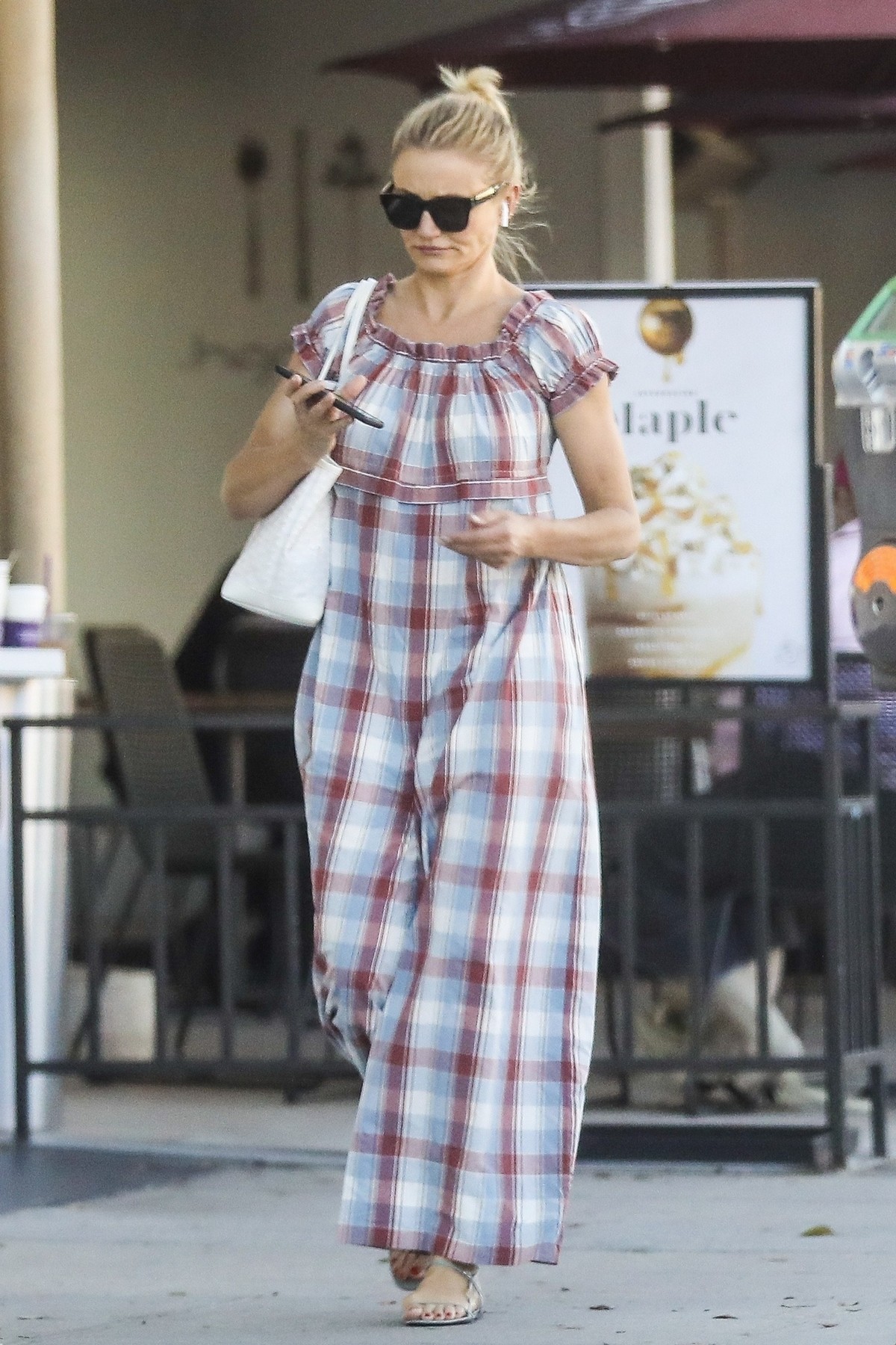 American actress Cameron Diaz Shopping Out in Beverly Hills 2019/08/29