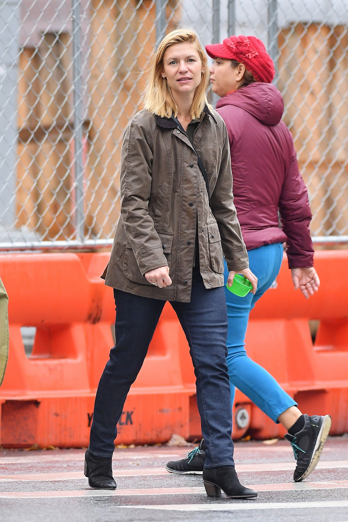 Claire Danes Out in West Village in New York 2019/10/30