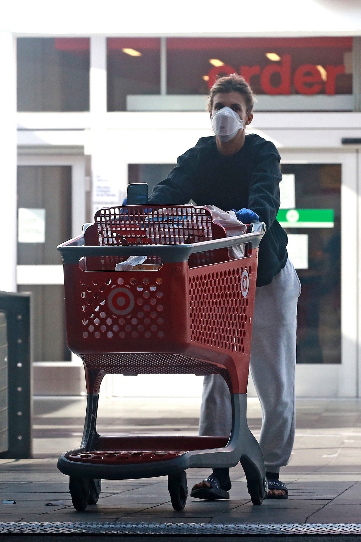 Elisabetta Canalis during Shopping at Target store in West Hollywood 2020/04/05