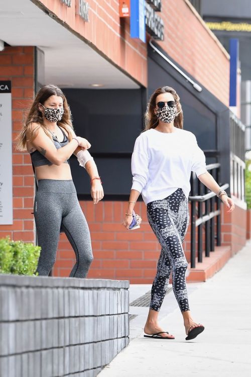 Alessandra Ambrosio at a Gym in Hollywood 2020/06/19 8