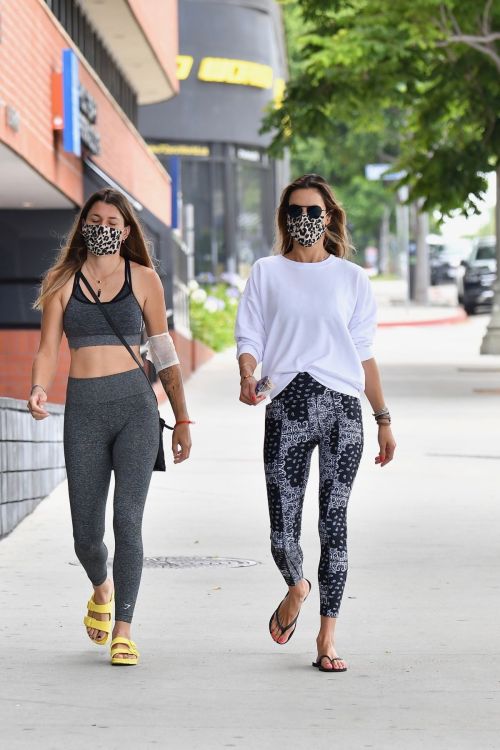 Alessandra Ambrosio at a Gym in Hollywood 2020/06/19 9