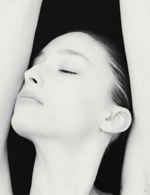 Alexandra Agoston in Vogue Magazine, Germany July 2020 1