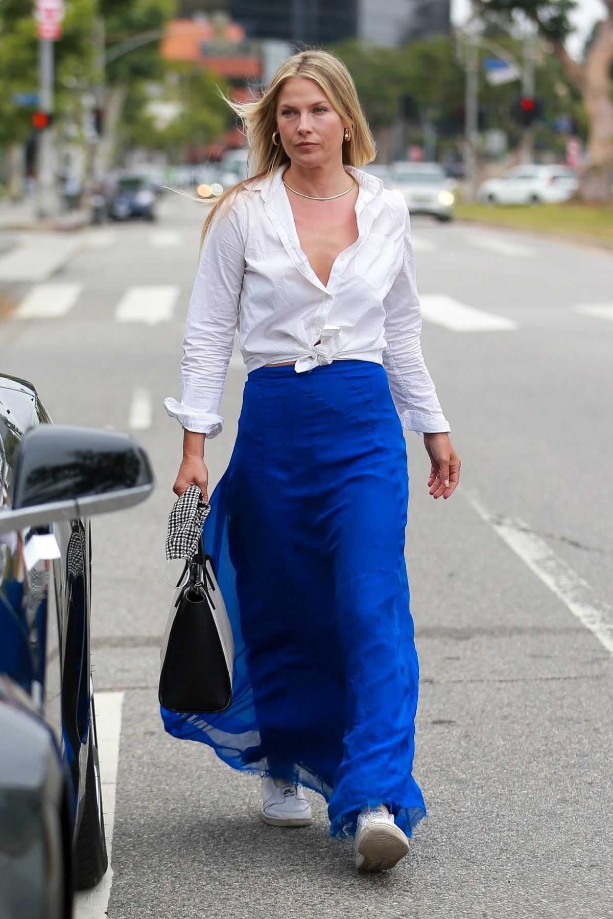 Ali Larter Out Shopping in Hollywood 2020/06/18