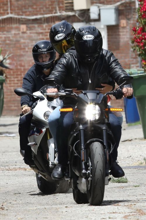 Ana de Armas and Ben Affleck on His Motorcycle Out in Los Angeles 2020/06/02 3