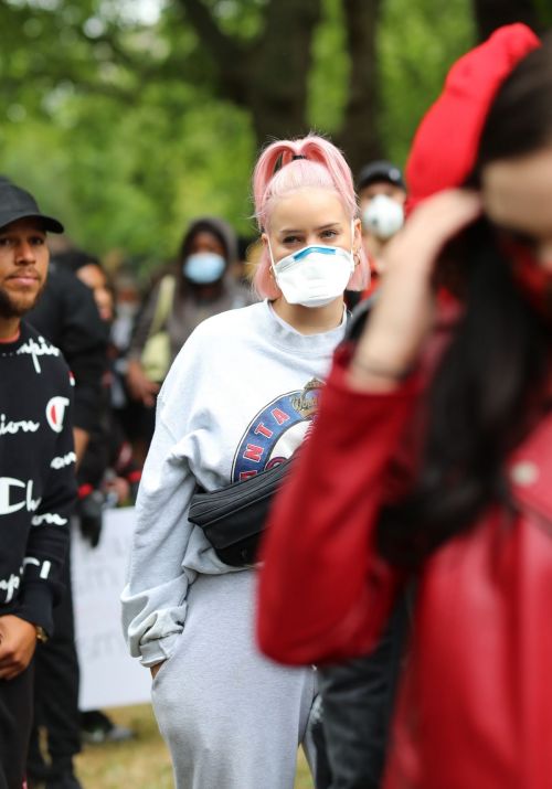 Anne-Marie at Black Lives Matter Protest in London 2020/06/03 2