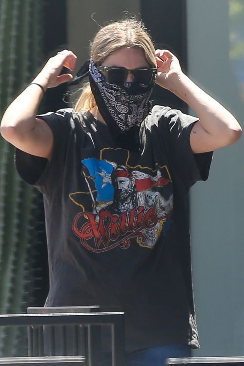 Ashley Benson Wearing Banda Mask Out in West Hollywood 2020/06/13 12