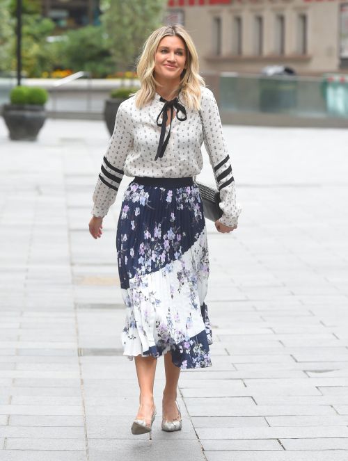 Ashley Roberts seen in Beautiful Skirt at Global Radio in London 2020/06/05 1