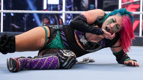 Asuka vs. Nia Jax at WWE Backlash 2020 15