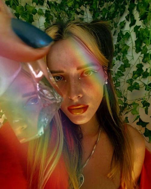 Bella Thorne Shared Facetime Photoshoot 2020/06/08 4