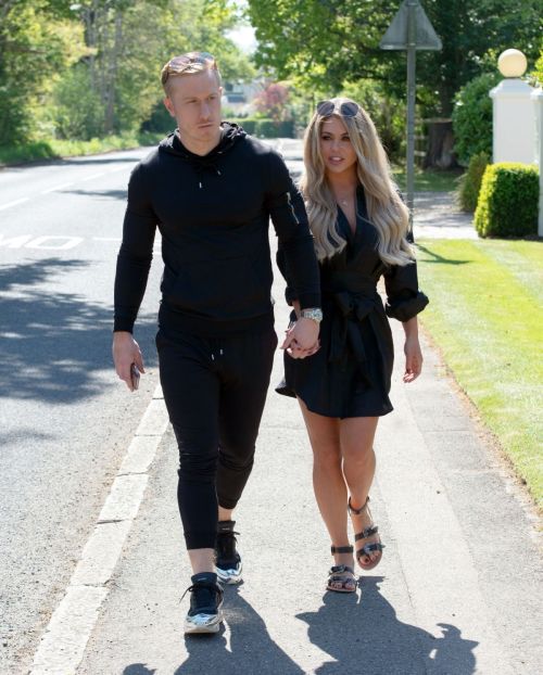 Bianca Gascoigne and Kris Boyson Out in Gravesend 2020/06/15 1