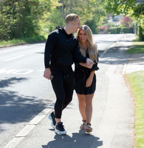 Bianca Gascoigne and Kris Boyson Out in Gravesend 2020/06/15 3
