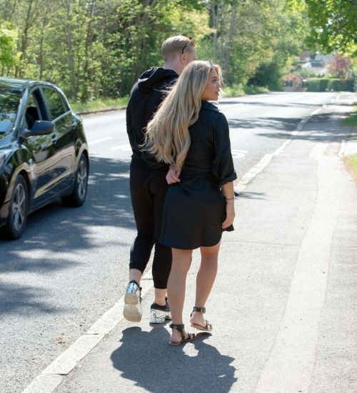 Bianca Gascoigne and Kris Boyson Out in Gravesend 2020/06/15 4