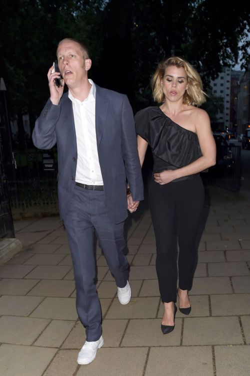 Billie Piper and Laurence Fox Arrives at Glamour Awards in London 2020/06/08 4
