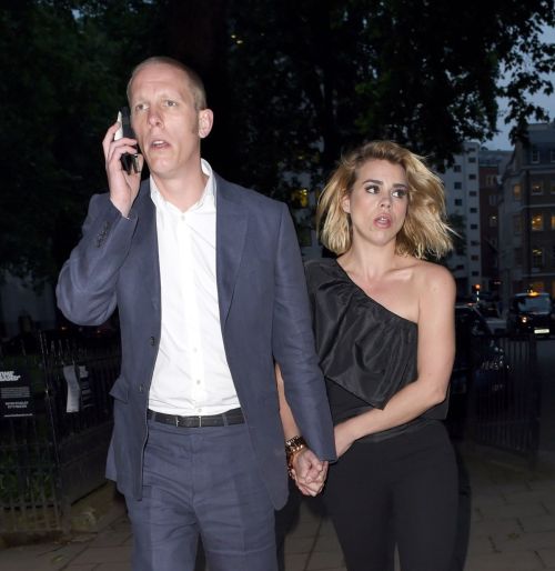 Billie Piper and Laurence Fox Arrives at Glamour Awards in London 2020/06/08 5