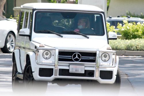 Britney Spears Driving Out in Thousand Oaks 2020/06/19 2