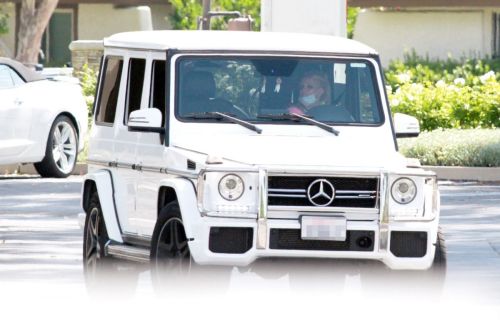 Britney Spears Driving Out in Thousand Oaks 2020/06/19 5