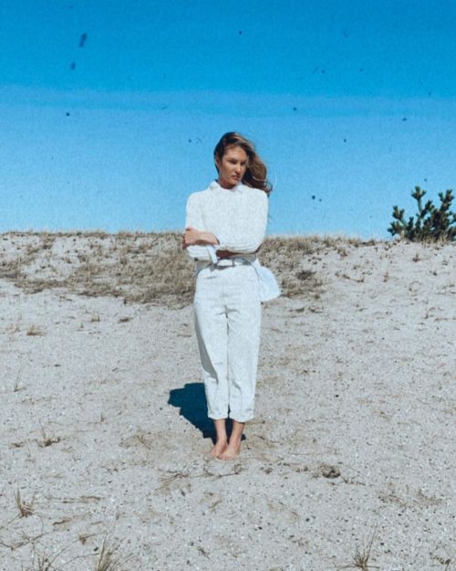 Candice Swanepoel Outside Photoshoot, May 2020 2