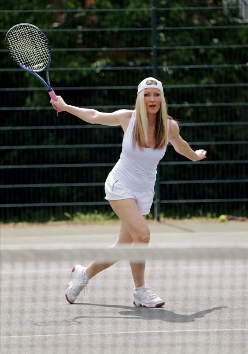 Caprice Bourret Playing Tennis in London 2020/06/05