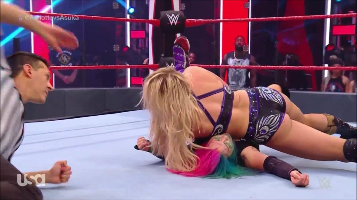 Charlotte Flair vs Asuka - Raw Digitals 2020/06/08 13