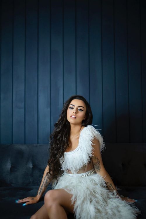 Cher Lloyd Photoshoot for Notion Magazine, April 2020 1