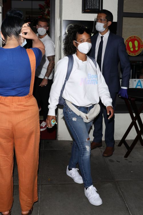 Christina Milian Wearing a Mask at Madeo Restaurant in Beverly Hills 2020/06/17 6