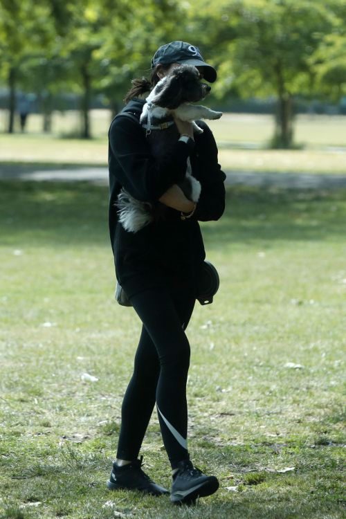 Christine Lampard Out with her Dog at a Park in London 06/09/2020 6